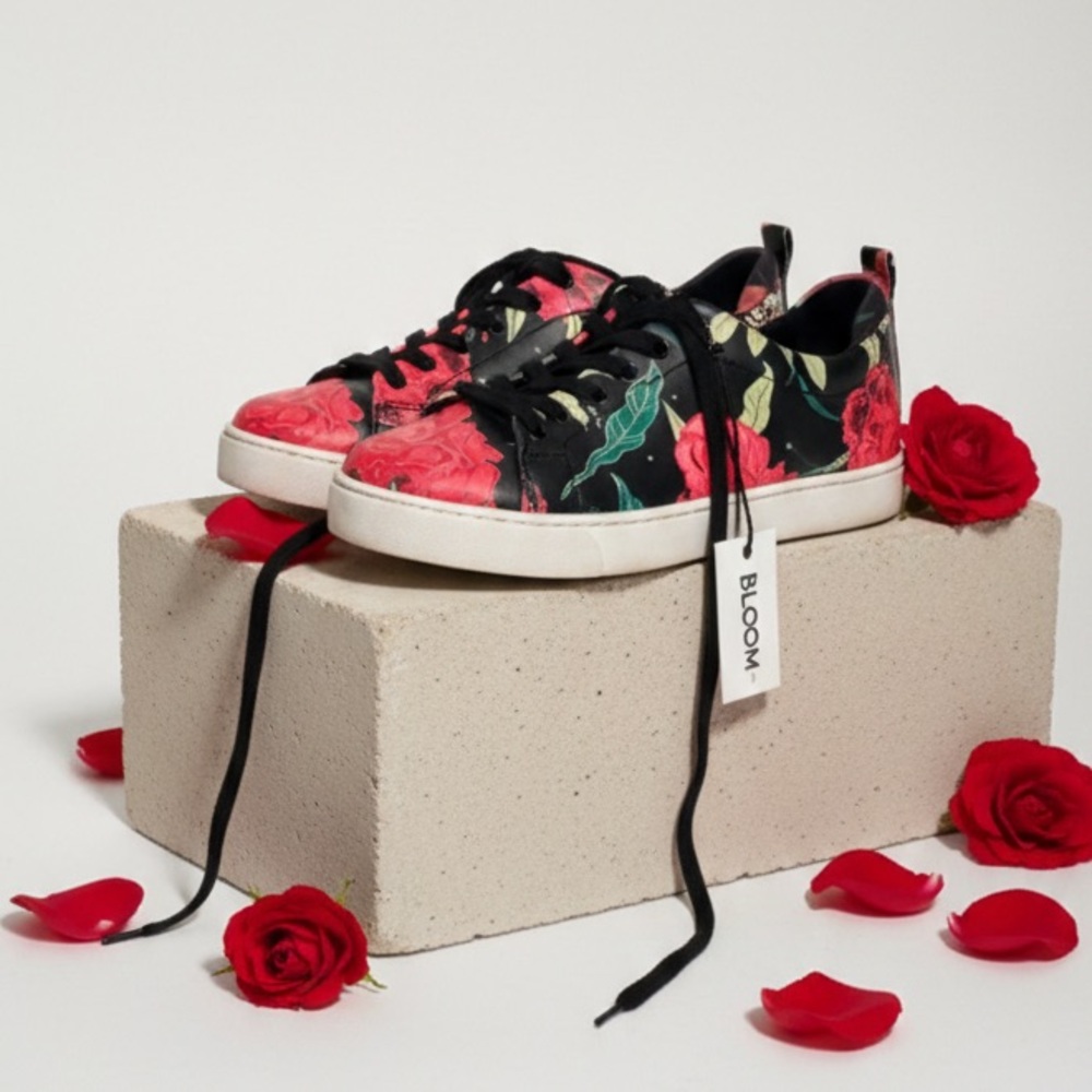 ALDO Floral Print Sneakers - Black & Red Rose Low Top Lace-Ups